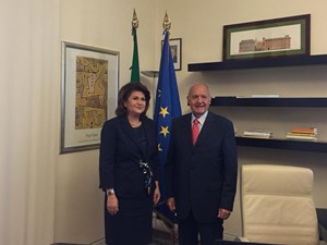 Paolo Savona e Rovana Plumb